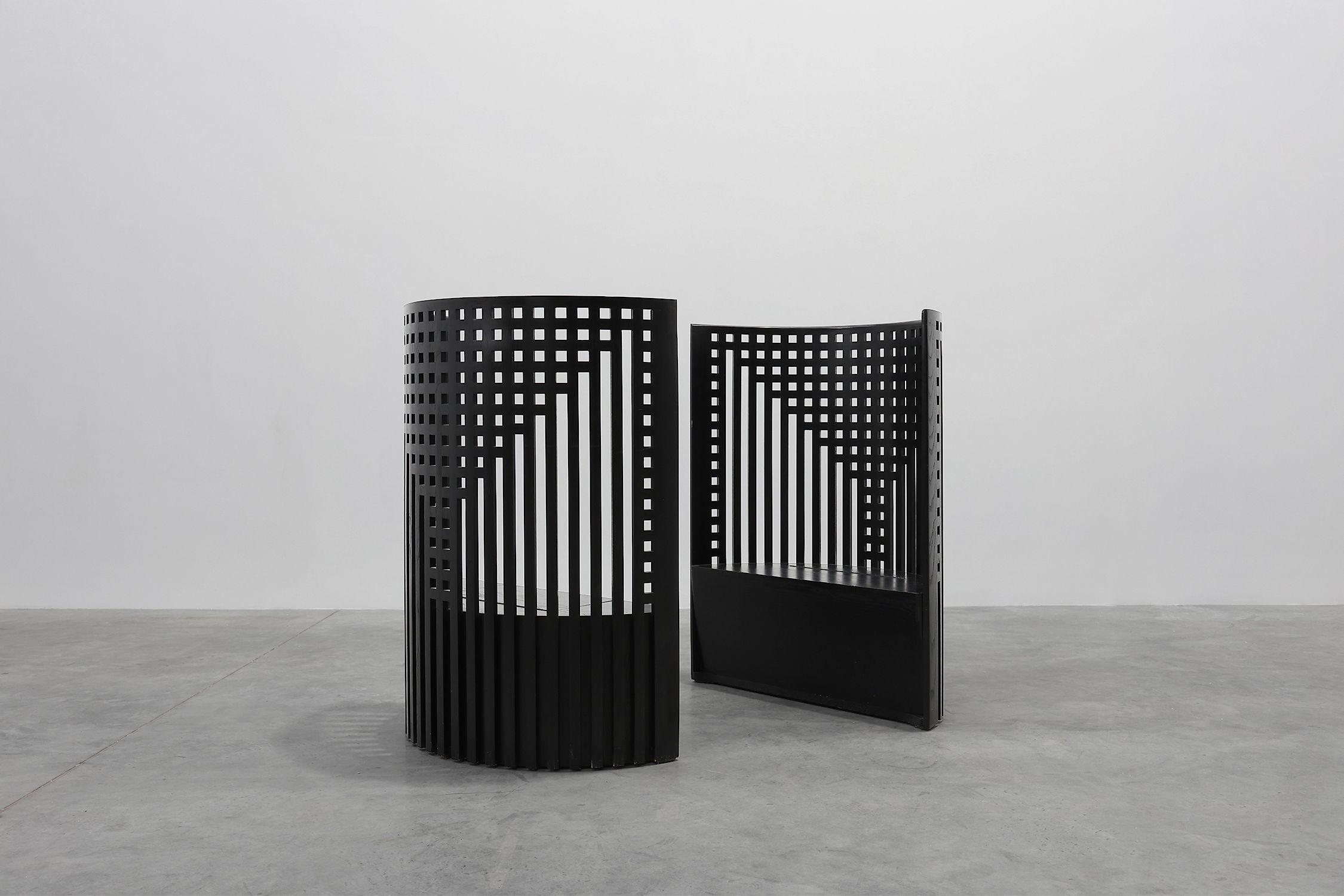 Pair of black Mackintosh Willow chairs by Atelier International, Italy 1980sthumbnail